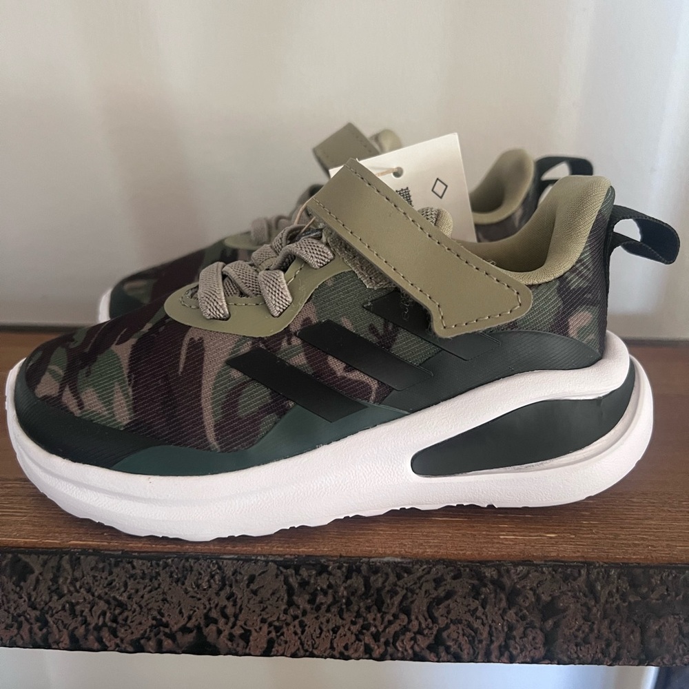 BNWT! Toddler Adidas Running Shoes.